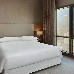 Camera superior con letto king size ai piani superiori